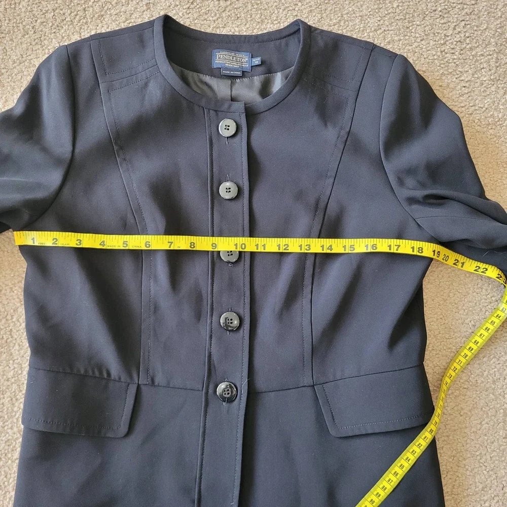 Pendleton Women's Sz 12P Black Button Up Classic Structured‎ Minimalist Jacket